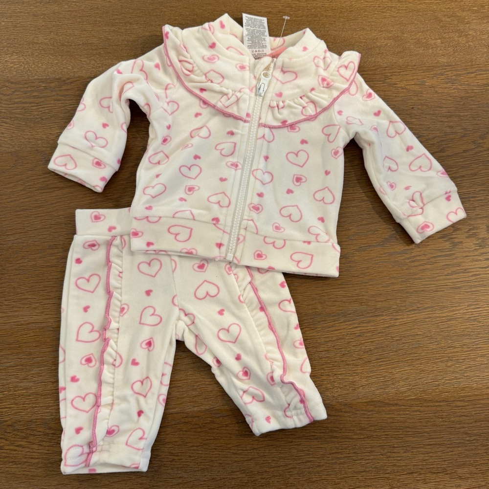 Wonder Nation Velour Heart Sweat Set.